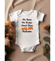 Halam Halleder Yazılı Bebek Zıbın (Beyaz)