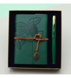 Yeşil Renk Defter Kalem Kutulu Set