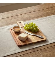 Doğal Akasya Ahşap Kare Sunum Tahtası ve Servis Tepsisi – 28.5x21 cm Özel Motif Desenli ve Kulplu Peynir Tabağı, Kenarlı Kahve Sunumluk