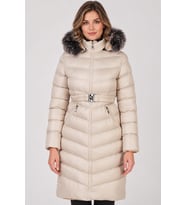 Dewberry Kadın %100 Polyester Kürklü Kapüşonlu Kaban Bej Z9690 Katmanlı Kombin, Dış Giyim, Seyahat Gardırobu