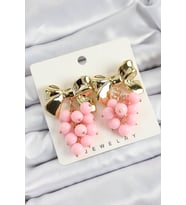 Pirinç Sallantılı Pembe Boncuklu Fiyonk Vintage Model Gold Renk Kadın Küpe (Altın)