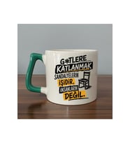 G*tlere Katlanmak Sandalyelerin İşidir Baskılı Yeşil Kulplu Prime Kupa - Komik Hediye Bardak Fincan