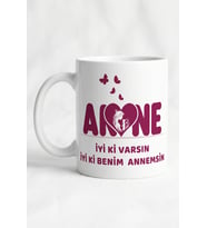 İyi Ki Varsın İyi Ki Benim Annemsin Bu Kadın Harika Bir Anne Yazılı Özel Tasarım Kupa Bardak Yeni Anneye Hediye Bebek ve Kelebek Figürlü