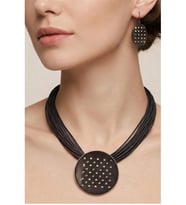 ÇOKLU DERİ İP MİNELİ TAŞLI KOLYE KÜPE SET