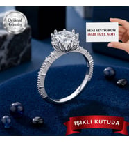 GÜMÜŞ ALTIN KAPLAMA LOTUS ÇİÇEĞİ KADIN GÜMÜŞ YÜZÜK (IŞIKLI KUTUDA)