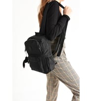Hem Sırt Hem Göğüs Spor Genç Kadın Çantası Siyah (Model: 571-8C)