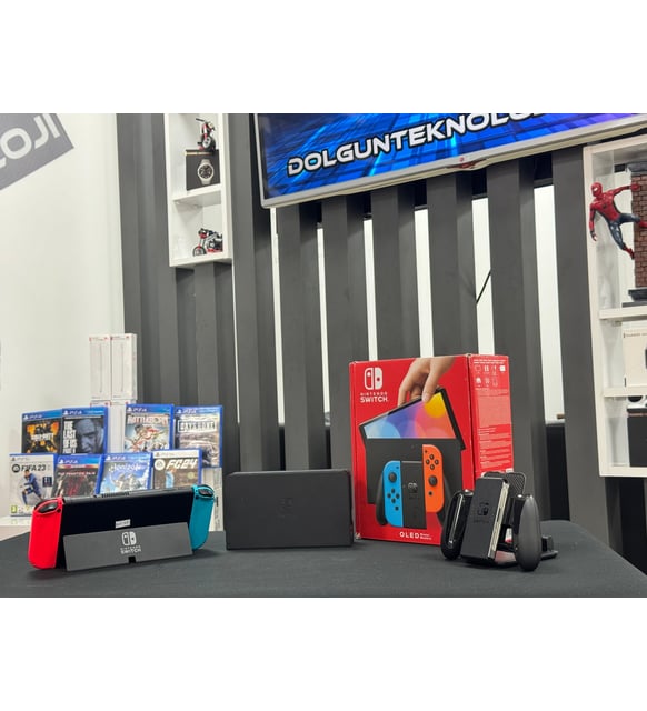Nintendo Switch 128GB OLED Kırmızı-Mavi Kutulu (İKİNCİ EL)