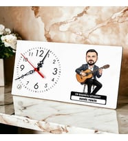 En Başarılı Gitarist Müzisyen Erkek Karikatürlü Masa Saati