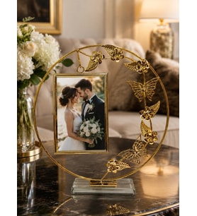 Lüx Gold Kelebek ve Çiçek Figürlü Pleksi Tabanlı Metal Fotoğraf Çerçevesi 27 cm Hediyelik Dekoratif