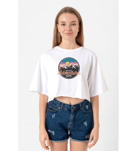 And So The Adventure Begins Beyaz Kadın Crop Tshirt