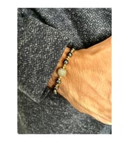 Unisex - Altın Kaplama Metal Detaylı Çok Zarif Hematit Doğal Taş Padore Bileklik  Handcrafted