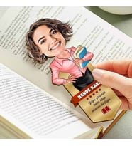 Kadına Hediye Karikatürlü Kitap Okuma Ayracı