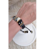 Siyah Krem Gold Detaylı Kalp Bileklik