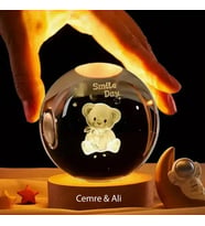 Kişiye Özel Büyük Boy Işıklı Ahşap Kaideli Ayıcık Temalı Cam Küre 8cm