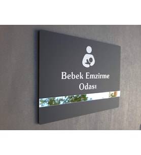 Soft Seri Bebek Emzirme Odası Kapı İsimliği