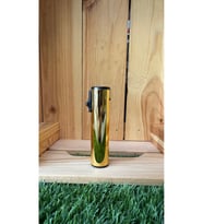 Parlak Gold Jet Çakmak ile şıklığınızı tamamlayın, dayanıklı ve kullanışlı tasarım