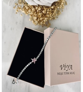 Özel Kutusunda Hediye Paketiyle Silver Pembe  Zirkon Taşlı Yıldız Motifli Suyolu Bileklik (Pudra Pembe)