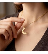 Kişiye Özel 925 Ayar Gümüş Yıldız Harf Detaylı Hilal Kolye (Gold)
