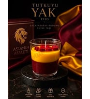 Mumelia Adanmış Hayatların Işığı - Doğal Soya Dekoratif Taraftar Mum - Sarı-Kırmızı