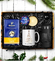 Yılbaşına Özel Tasarım Kupa & Tchibo 250 Gram Filtre Kahve & French Press & Yılbaşı Mumu Hediye Seti