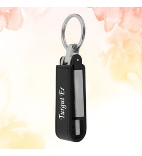 KİŞİYE ÖZEL İSİM BASKILI METAL KUTULU SİYAH DERİ USB BELLEK 2.0 32 GB