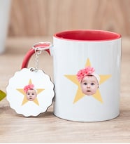 Kişiye Özel Pembe Yıldız Kafa Fotoğraflı Kırmızı Kupa Bardak ve Anahtarlık