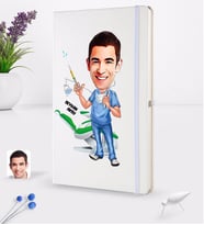 BK Gift Kişiye Özel Erkek Diş Hekimi Karikatürlü Beyaz Termo Deri Defter 16x24cm Model 4
