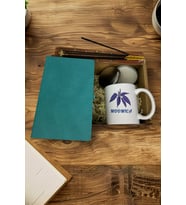 Turkuaz Defter, Kişiye Özel Kupa Bardak, Tütsü, Vanilya Kokulu Mum (4'lü Set)