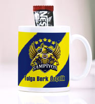 BBaskı  Kişiye Özel İsim (İsteğe Bağlı Lakap) Yazılı Sarı-Lacivert Kanarya Şampiyonluk Kupa Bardak 330 ml  A Kalite Premium  Kalıcı Baskı (Net Detay / Canlı Renkler)  Güvenli Paketleme