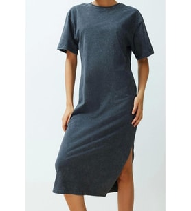 Moda Midi Boy %100 Pamuk Eskitme Efektli Yırtmaçlı Shift Rahat Kesim Örme T-shirt Elbise (Antrasit)