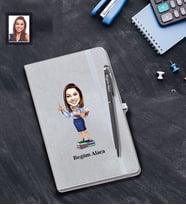 Kişiye Özel Öğretmen Karikatürlü Gri Defter Kalem Hediye Seti  Bayan-19