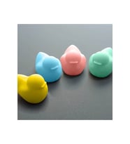 Bebek Banyo Ördeği Duyusal Banyo Oyuncağı Renkli Mini Ördek Çocuk Banyo Oyu
