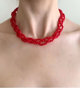 LeylanTakı Kadın Nar Çiçeği (açık kırmızı ) Üç Katlı Sarma İnci Kolye