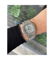 Özel Kutulu Yeni Sezon Lüks Taşlı Model Metal Kordon Kadın Kol Saati Gümüş Zirkon Taşlı Arkadaşa Sevgiliye Anneye Ablaya Doğum Günü Hediyesi Yılbaşı Hediyesi Yıl Dönümü Hediyesi Hanıma Eşe Teyzeye Halaya Kız Kardeşe Hediye