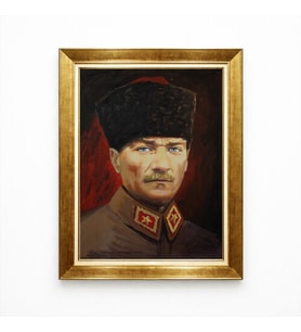 Tablore Atatürk Tablo Kalpaklı Portre Yağlı Boya Görünümlü Altın Çerçeveli Kanvas Tablo