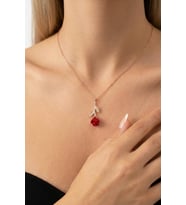 Gümüş Pazarım En Romantik Hediye Kırmızı Gül Motifli Gümüş Kolye