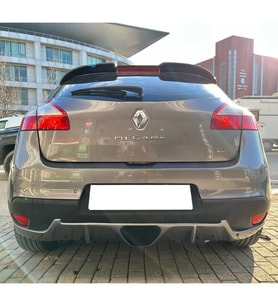 Renault Megane 3 RS Difüzör 4 Kapı Uyumlu Parlak Siyah Plastik Egzoz Görünüm Arka-difizör-bodykit-ek