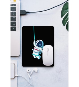 SonicTouch Astronot Temalı Siyah Pürüzsüz Yüzey Kaymaz Dikişsiz Kenar Gamer Oyuncu Mouse Pad 19x23cm