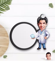 BK Gift Kişiye Özel Erkek Diş Hekimi Karikatürlü Ahşap Bardak Altlığı-3