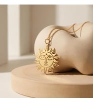 Kişiye Özel Tasarım Güneş Kolye 925K Gümüş (Gold)