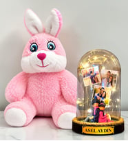 Kişiye Özel 3 Fotoğraflı LED Işıklı Fanus ve Pembe Peluş Tavşan Hediye Seti (sırt sırta biblolu)