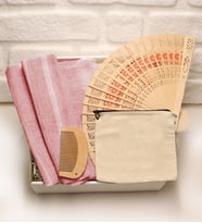 Peştemal Havlu & Ahşap Katlanır Yelpaze & Ahşap Tarak & Clutch Astarsız Çanta Hediye Seti