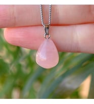 Pembe Kuvars Taşı Damla Kolye