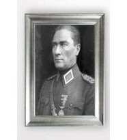 Gümüş Çerçeveli Atatürk Tablo a640