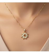 STİL İNCİSİ/XUPING JEWELRY KUTUP KRİSTAL ZİRKON TAŞLI KOLYE (Altın Rengi)