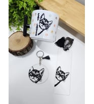 Cat Lover Yazılı Kedi ve Pati Desenli T Latte Fincanı Kitap Ayracı Anahtarlık Hediye Seti