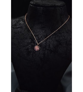 925 Ayar Gümüş Rose Kaplama Pembe Zirkon Taşlı Dönen Güneş Kolye