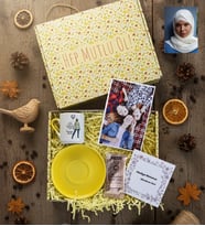 Kişiye Özel Karikatürlü Cute But Capricorn Oğlak Burcu Hediye Kutusu - Kişiye Özel Türk Kahvesi Fincanı, Türk Kahvesi 6 Gr, Fotoğraf 1 Adet Doğum Günü Hediyesi