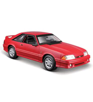 Maisto 1:24 1993 Ford Mustang SVT Cobra Model Araba 32906