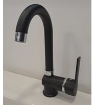 KERASUS RUBY SERİSİ - MİX KUĞU LAVABO BATARYASI MAT SİYAH 35Ø